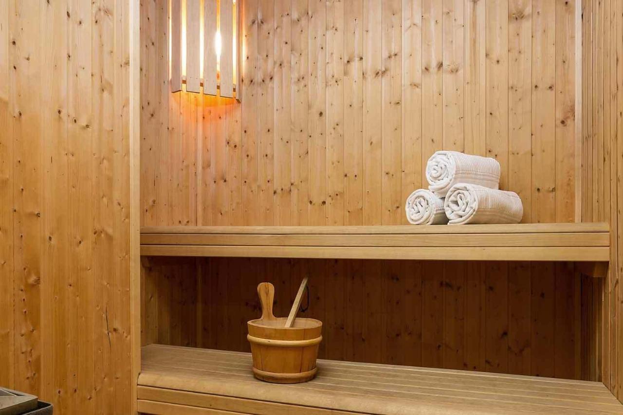 Chalet Pele - Alpes Travel - Central Chamonix - Sleeps 11 Экстерьер фото